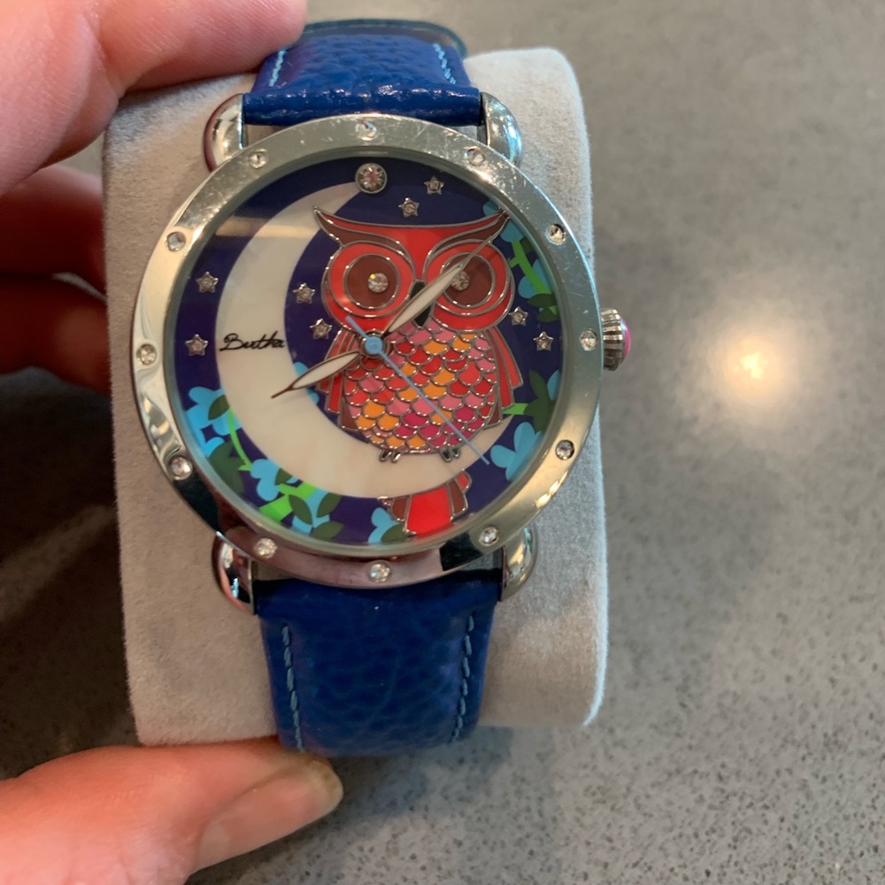 Bertha Owl Watch